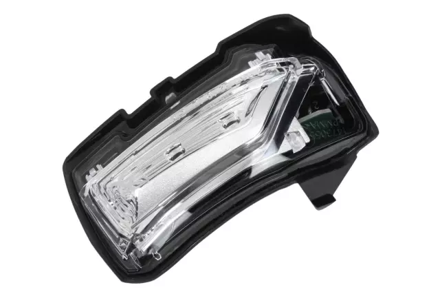 確認用 2016-2019 CHEVROLET CRUZE RIGHT TAILLIGHT POCKET NEW OEM