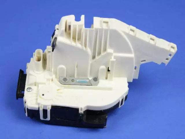 Rear Door Latch, Right