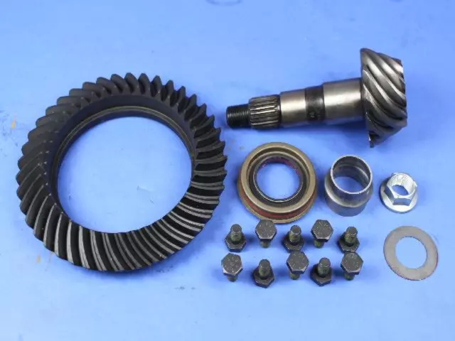 RING AND PINION - GEAR KIT 68088918AA