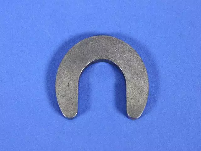 Axle Shaft Retainer