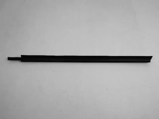 Door Belt Weatherstrip, Right