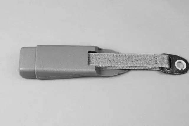 Front Inner Seat Belt, Right