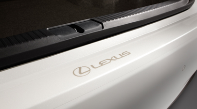 LEXUS ES350 2013-2018 REAR BUMPER APPLIQUE PT747-33130 LEXUS ES350 2013-2018 REAR BUMPER APPLIQUE PT747-33130