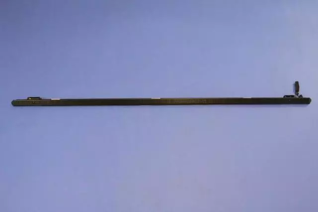 Tonneau Cover Rail, Left