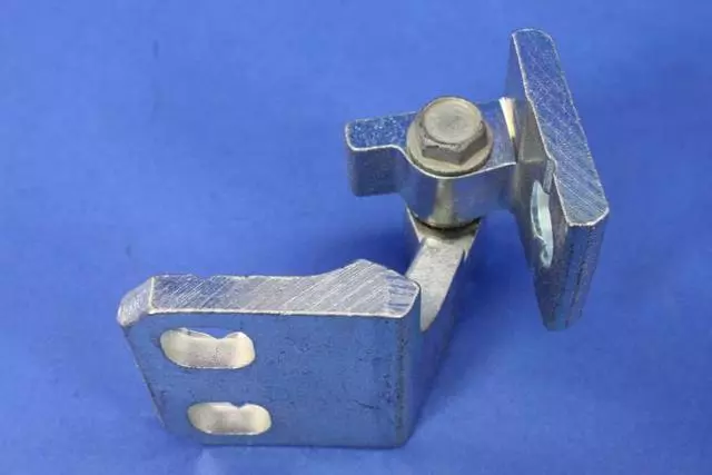 Door Lower Hinge, Right