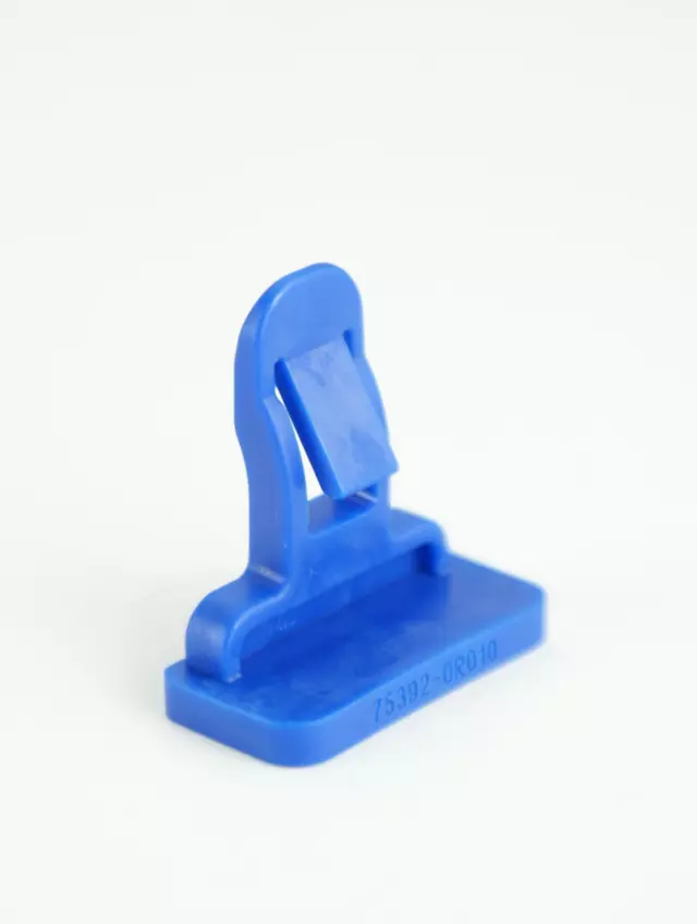 Lower Cover Retainer