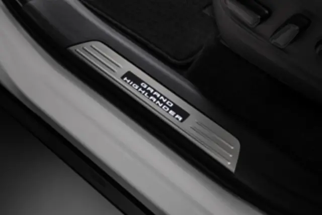 Toyota OEM Illuminated Door Sills PT944-48246 | Toyota OEM