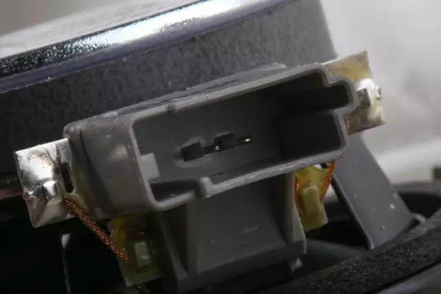 Shale Driver Side Body Rear Corner Upper Garnish Molding