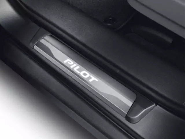 Illuminated Door Sill Trim - White