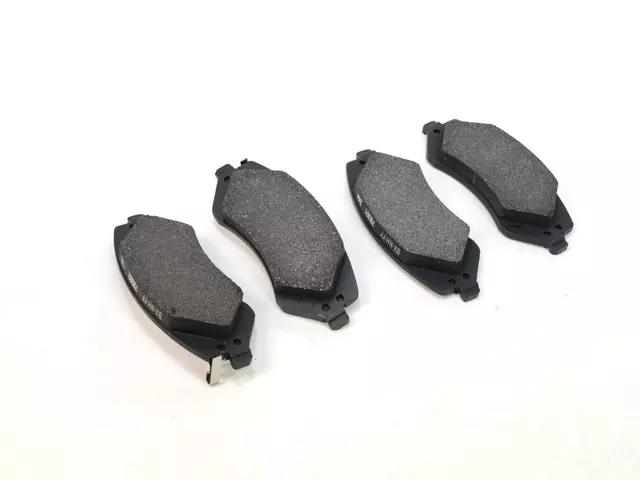 Front Disc Brake Pad Kit