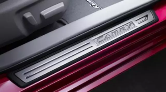 2012-2017 Toyota Camry - Door Sill Enhancement