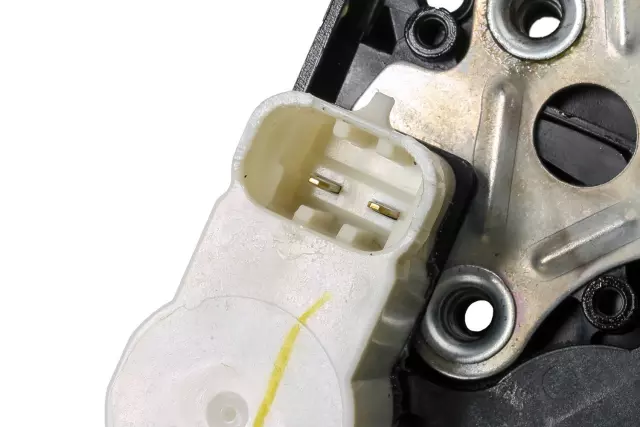 OEM NEW 1999-07 GM Cadillac GMC Door Lock Actuator Latch Assembly Right 15110642