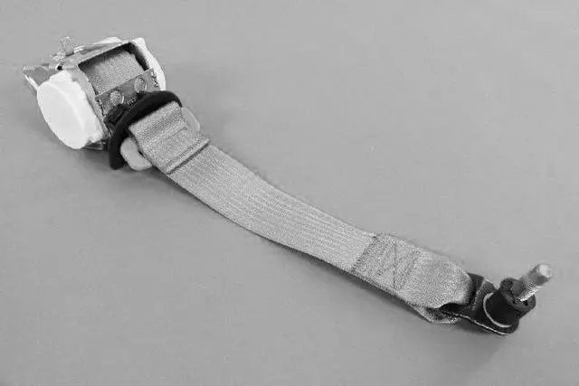 2nd Row Seat Belt And Retractor, Outboard