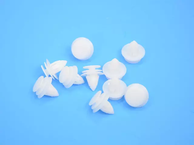 thumbnail image 2 of 100-Pack Door Panel Clips Fasteners 6503709 For Chrysler Dodge Ram Pickup 2 of 4