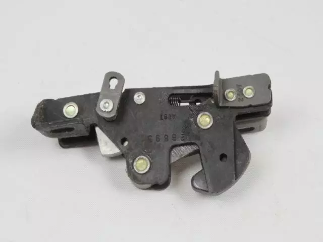 SEAT - LATCH 68002973AA