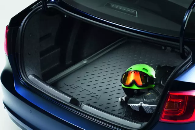 Trunk Liner Carbox Plastic 5C6-061-161