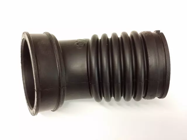 1999-2002 Toyota 4Runner - Engine Air Intake Hose