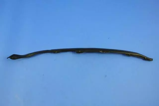 C Pillar Lower Weatherstrip, Right