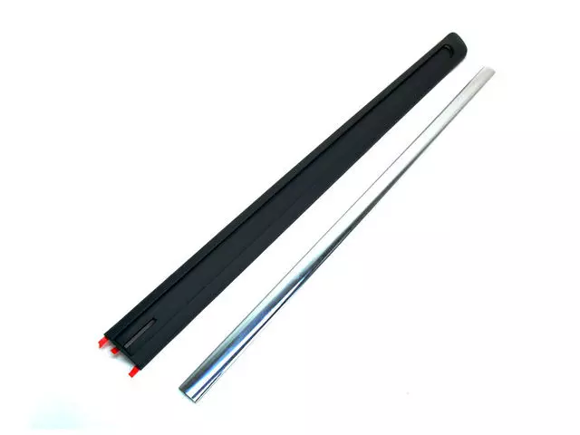 Front Door Molding, Right