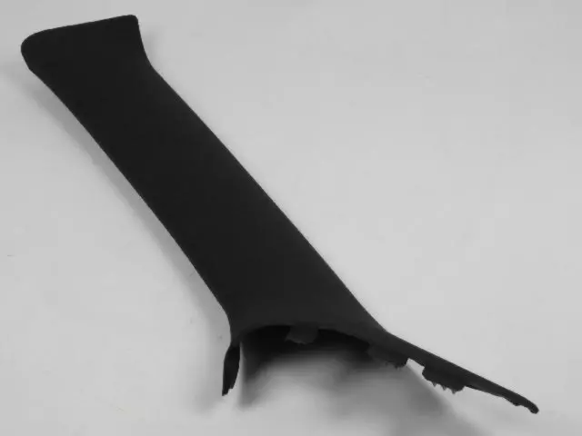 Windshield Garnish Molding, Left