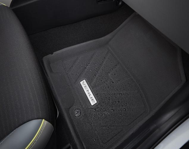K2F13AU000 Floor Liners, All Weather 20202022 Hyundai Venue