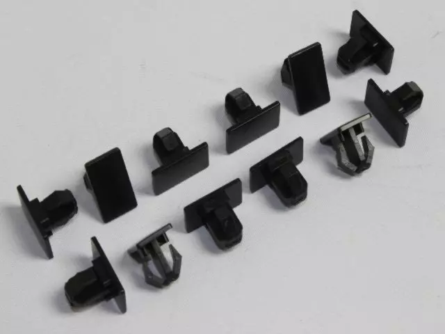 OEM NEW Mopar 05-11 Dodge Chrysler 300 Magnum Charger Cladding Clip 1BA41AX1AA