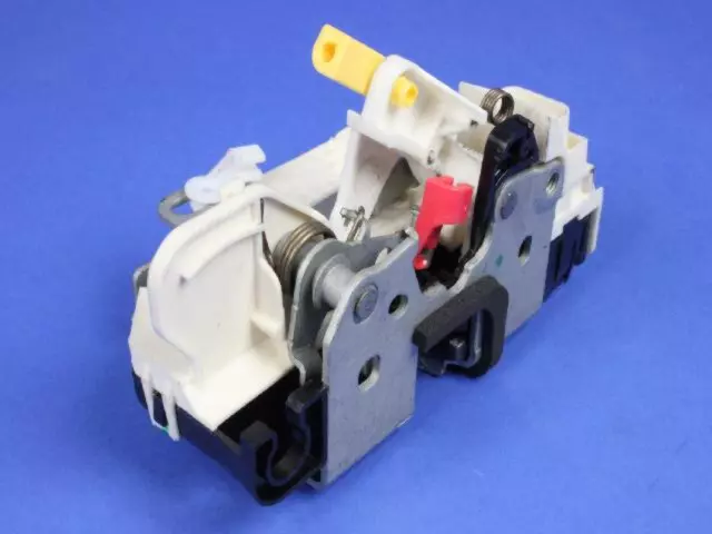 Front Door Latch, Right