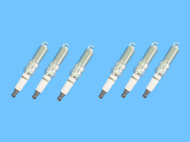 Set of 6 Bosch Spark Plug 4236 For Dodge B200 B200 Van 1974-1978 Set of 6 Bosch Spark Plug 4236 For Dodge B200 B200 Van 1974-1978