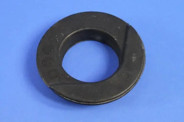 Rear Suspension Spring Isolator, Right