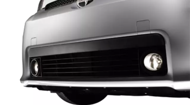 2008-2015 Toyota - Fog Lamp Assembly