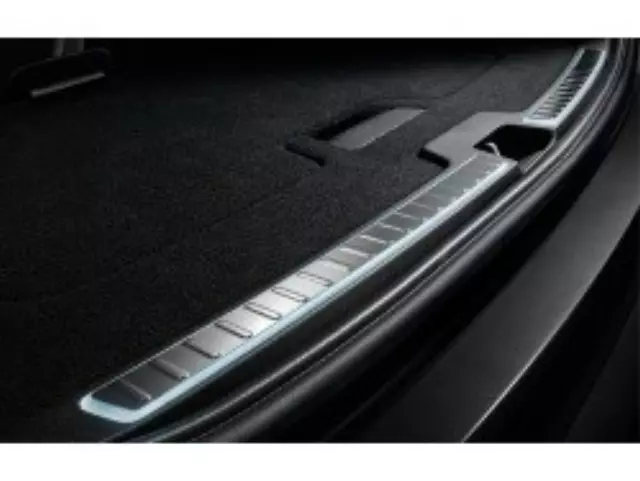 2016-2019 Volvo XC90 - Tailgate Scuff Plate - Illuminated Charcoal