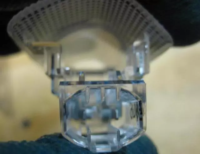 2008-2013 Toyota - Courtesy Lamp