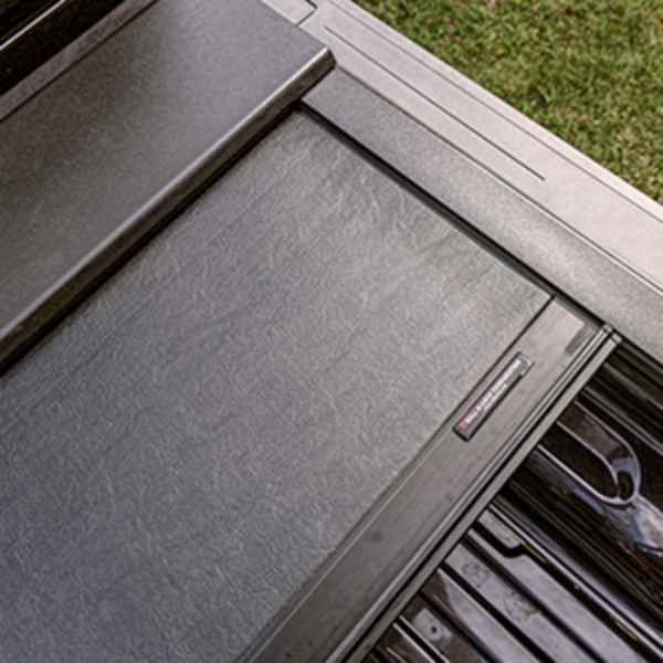 2014 2018 Gm Bed Tonneau Cover Retractable 19333147 Gmpartsdirect Com