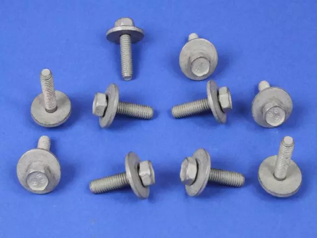 HEX HEAD - SCREW 06101818