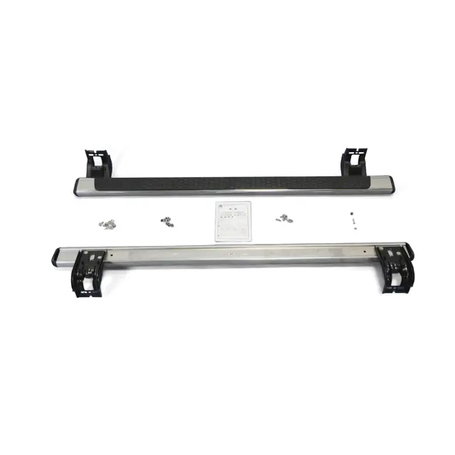 ループアップ　4個セット 2013-2021 Ram Stainless Steel, Cab Length Tubular Side Steps