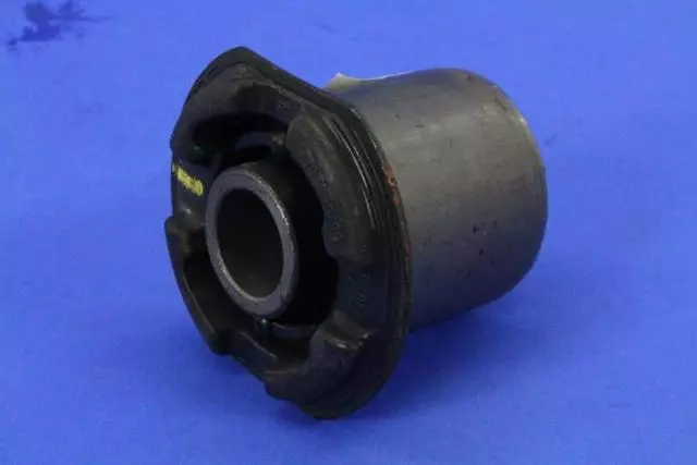 Crossmember Isolator, Front