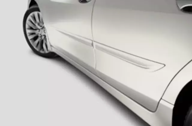 Body Side Molding - Graphite Luster Metallic