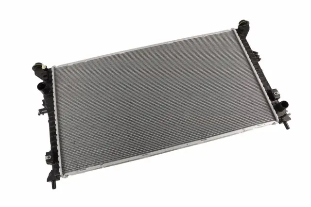 **「RT-1693497335」** 2019-2024 GM Radiator 86567346 | GM Parts Center