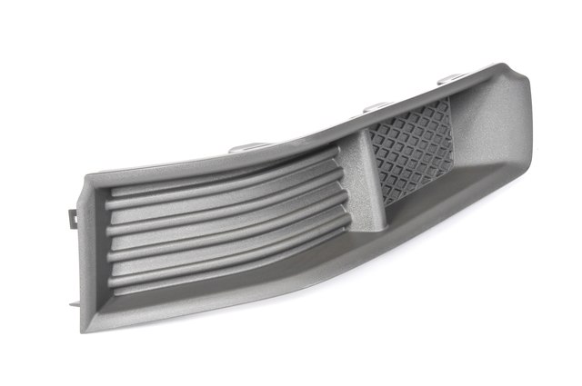 New OEM Right Front Fog Lamp Delete Bezel For 2008-2014 Cadillac CTS - Black (Part #20757038)