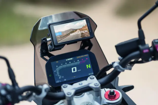77525A881E8 - Connectedride Navigator 2014-2025 BMW-Motorrad