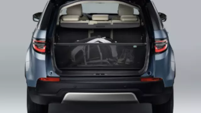 2016-2020 Land Rover Discovery Sport - Aperture Retention Net