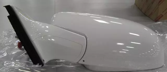 Mirror Assembly Left White Pearl