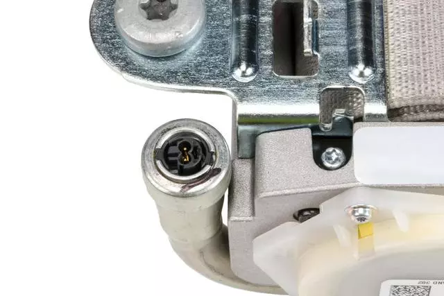 Platinum Driver Seat Belt with Retractor and Pre-Tensioner