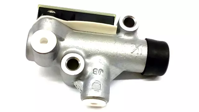 Master Cylinder