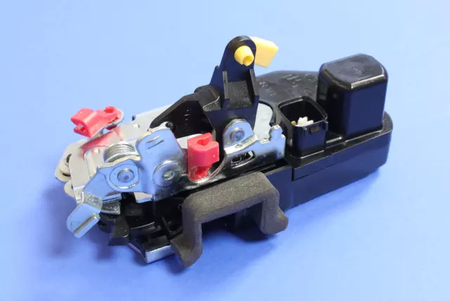 Front Door Latch, Right