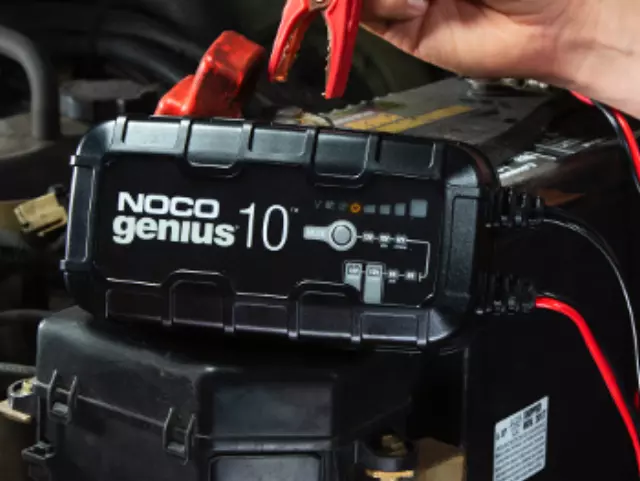 Genius 10 Smart Battery Charger