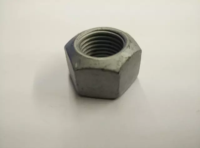 2004-2017 Volkswagen Touareg - Lower Control Arm Lock Nut