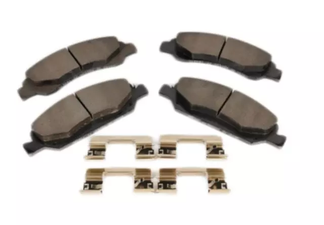 Front Disc Brake Pad Set with Clips