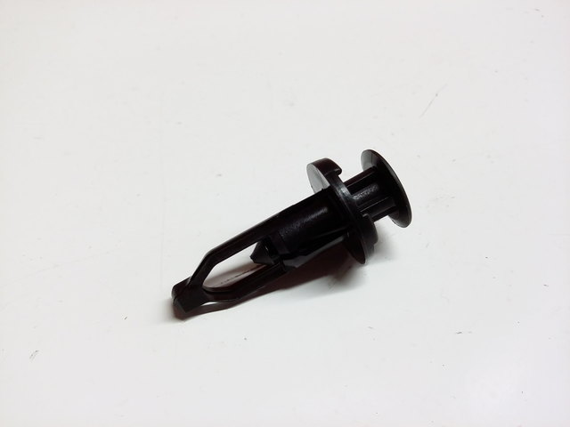 Front Bumper Filler Retainer Clip Bracket 52531-04010 For TACOMA 12-15