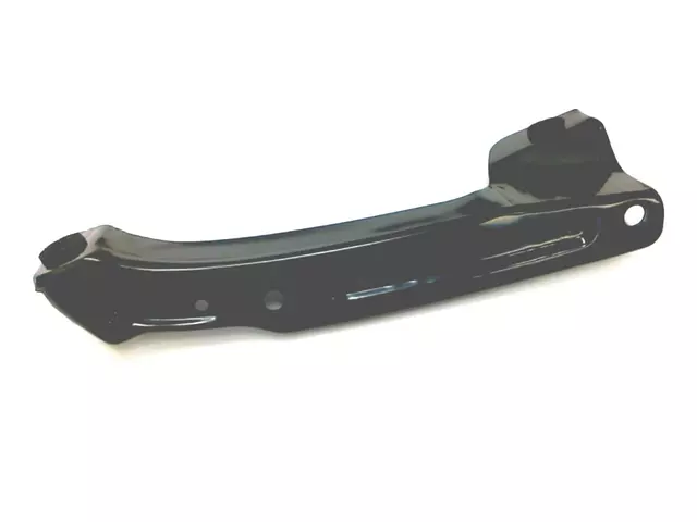 Bumper Cover Upper Bracket